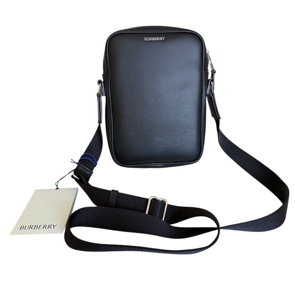 Burberry Black Leather Paddy Shoulder Bag, Check cloth interior,‎ NWT